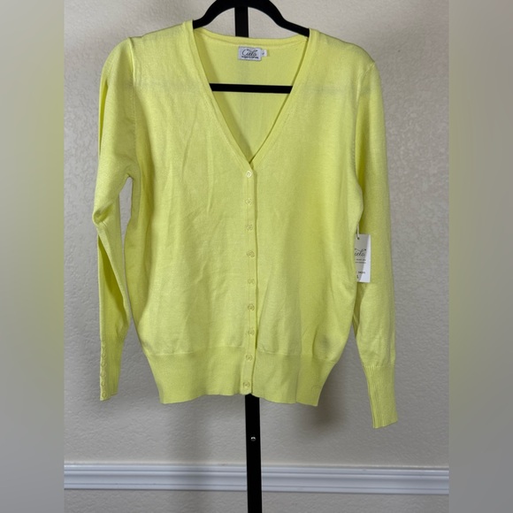Cielo Sweaters - Vibrant Yellow V-Neck Cardigan L Soft Knit Button Down Layering Essential Chic